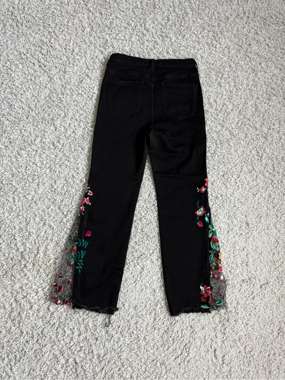 We The Free People high rise embroidered lace flare jeans Sz 28 - Picture 9 of 10